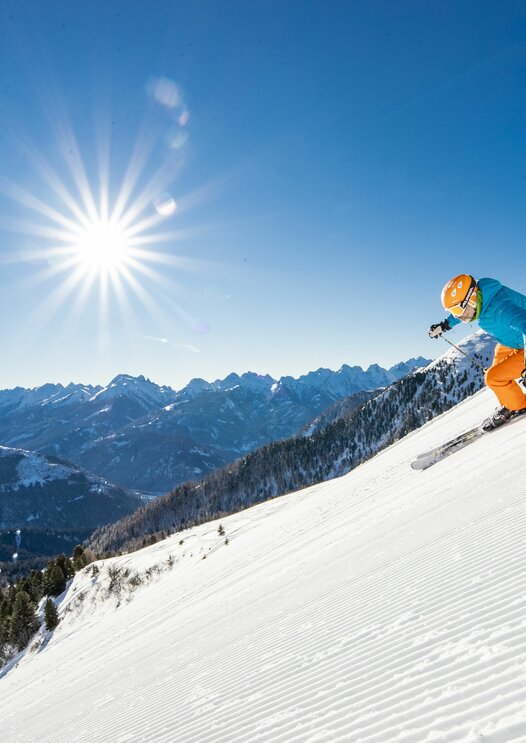 skier panorama sun mountains winter | © Ph. Federico Modica